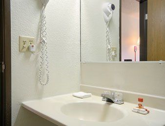 Super 8 Davenport Hotel Phòng bức ảnh